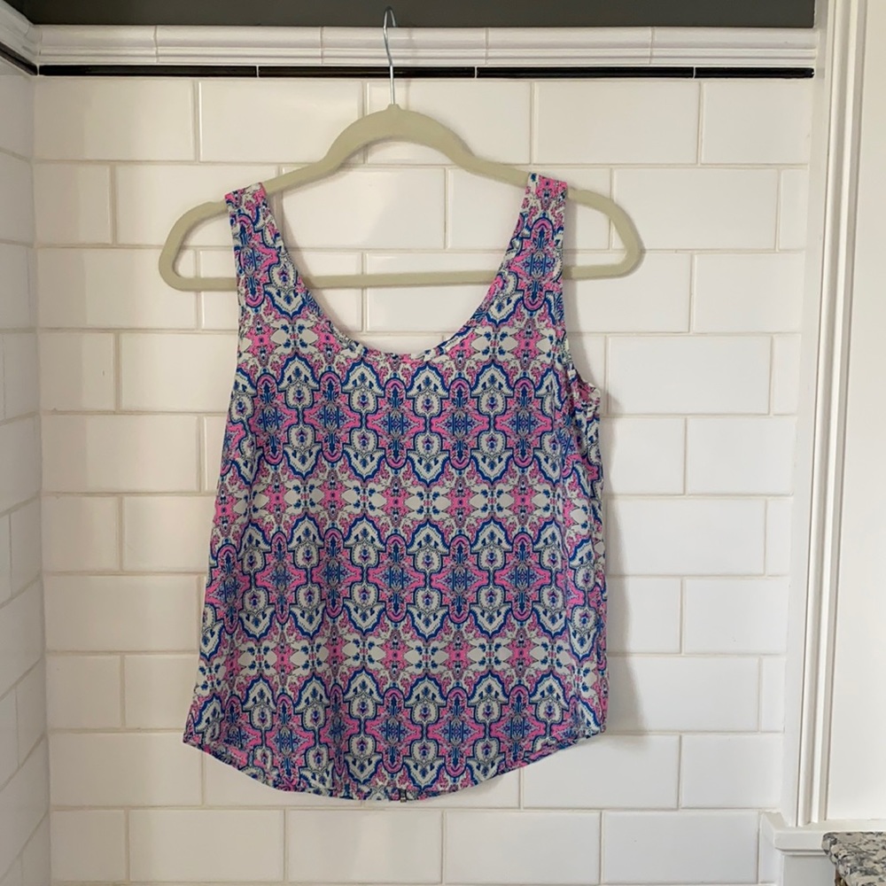 Pattern top women’s small